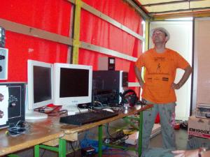 Images 20110901 field day cw fd iaru cw 2011 00038