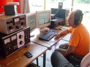 Images 20110901 field day cw fd iaru cw 2011 00108